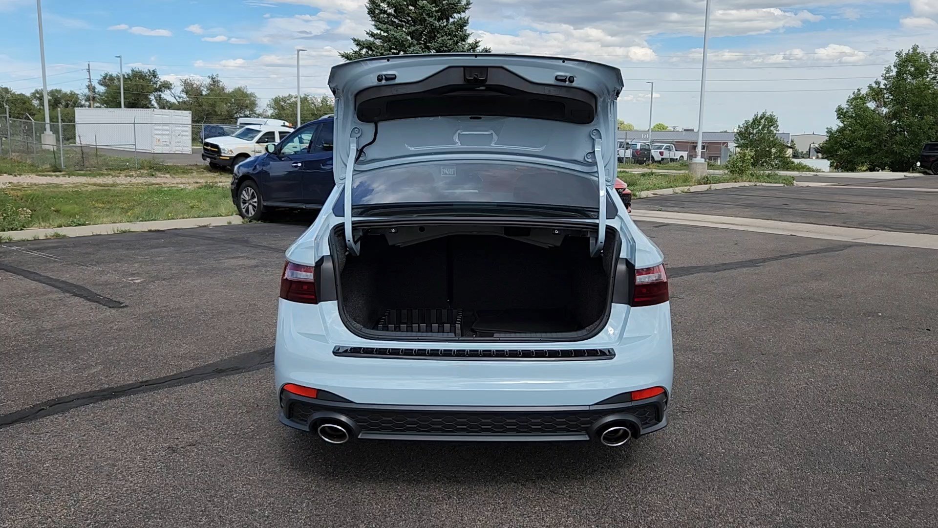 Used 2025 Volkswagen Jetta GLI Autobahn FWD image 19