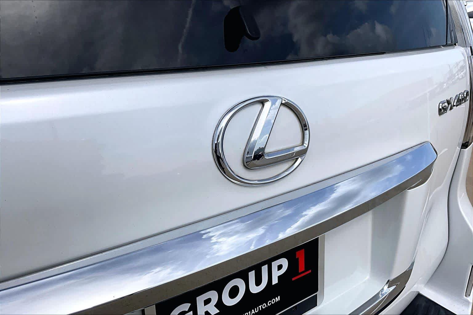 Used 2018 Lexus GX 460 Luxury w/ Preferred Accessory Package AWD/4WD image 31