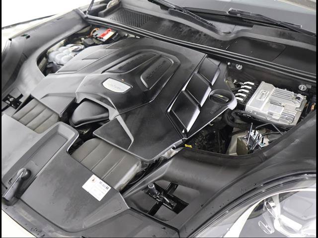 Used 2020 Porsche Cayenne AWD/4WD image 11