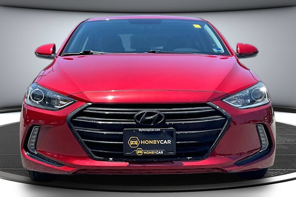 Used 2017 Hyundai Elantra SE w/ SE A/T Tech Package 03 FWD image 2