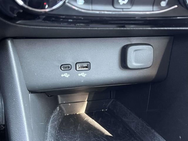 Used 2026 Buick Encore GX Sport Touring w/ Comfort Package image 26
