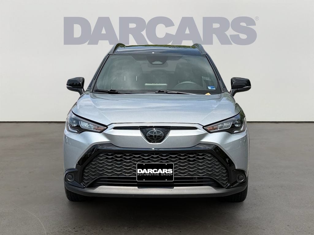 Used 2023 Toyota Corolla Cross AWD Hybrid w/ Moonroof Package image 2