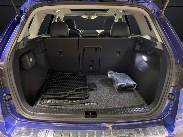 Used 2024 Volkswagen Taos SEL image 14