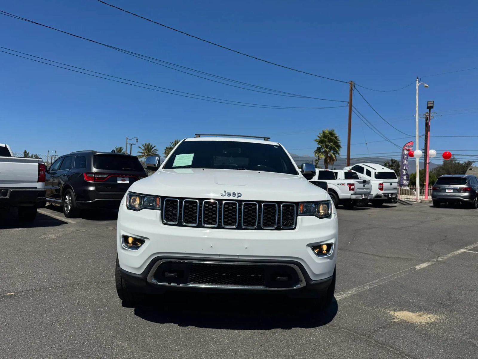 Used 2018 Jeep Grand Cherokee Limited AWD/4WD image 14