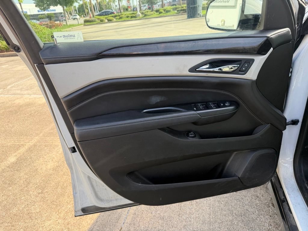 Used 2016 Cadillac SRX Luxury FWD image 10