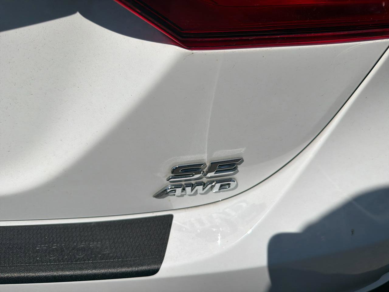 Used 2023 Toyota Camry SE AWD/4WD image 8