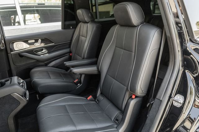 Used 2021 Mercedes-Benz GLS 580 4MATIC image 13
