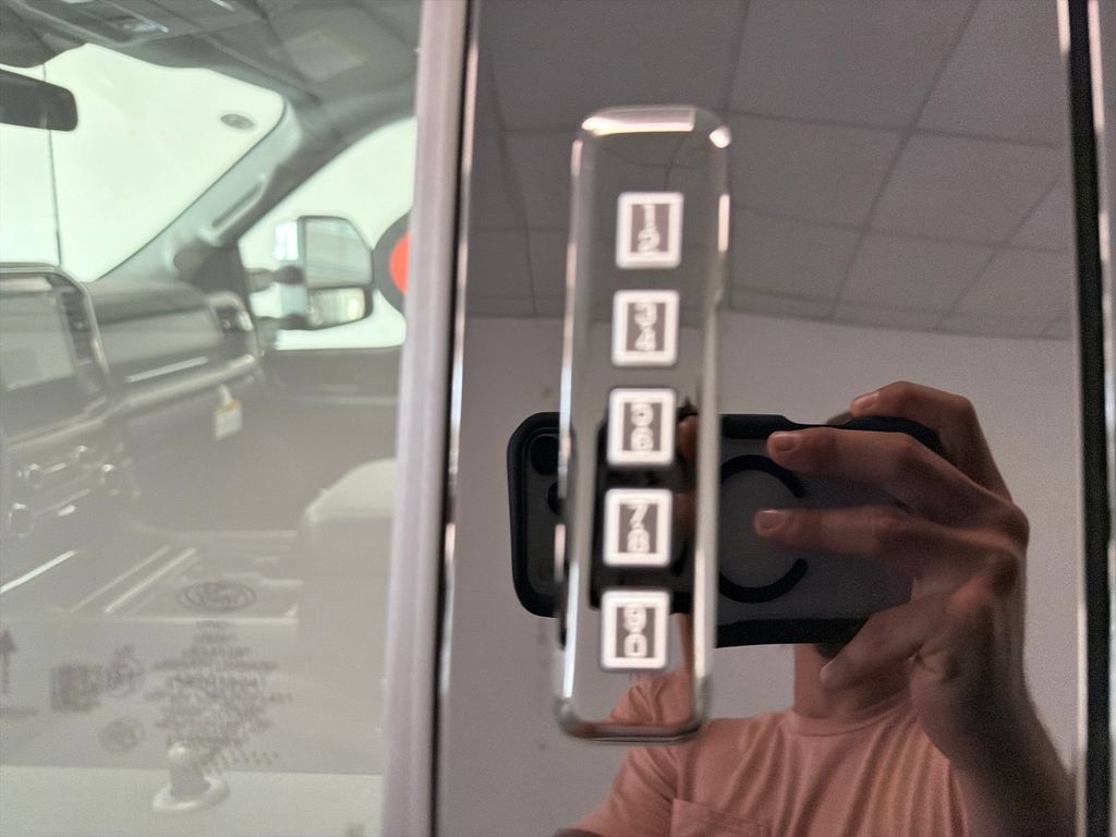 New 2027 Ford F250 Lariat AWD/4WD image 10