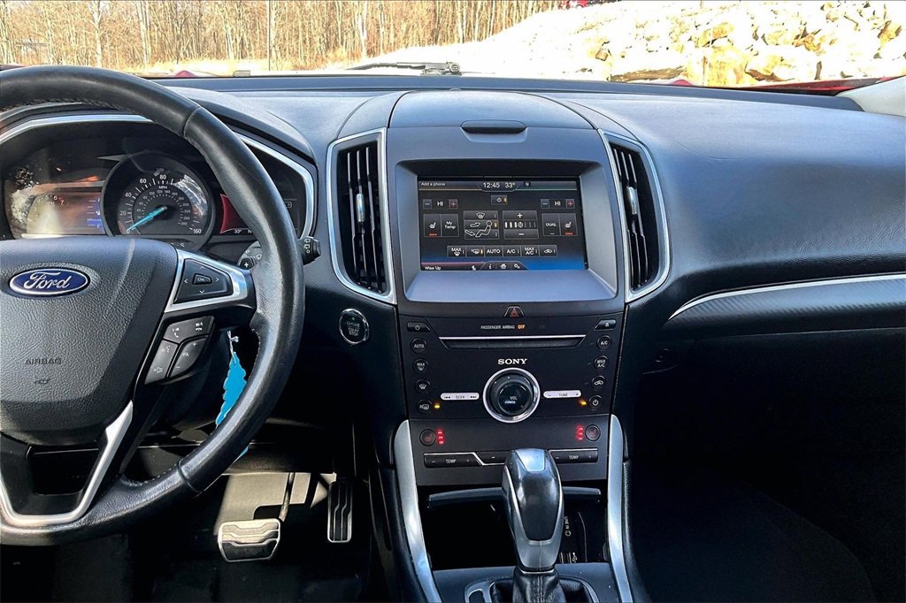 Used 2015 Ford Edge Sport image 28