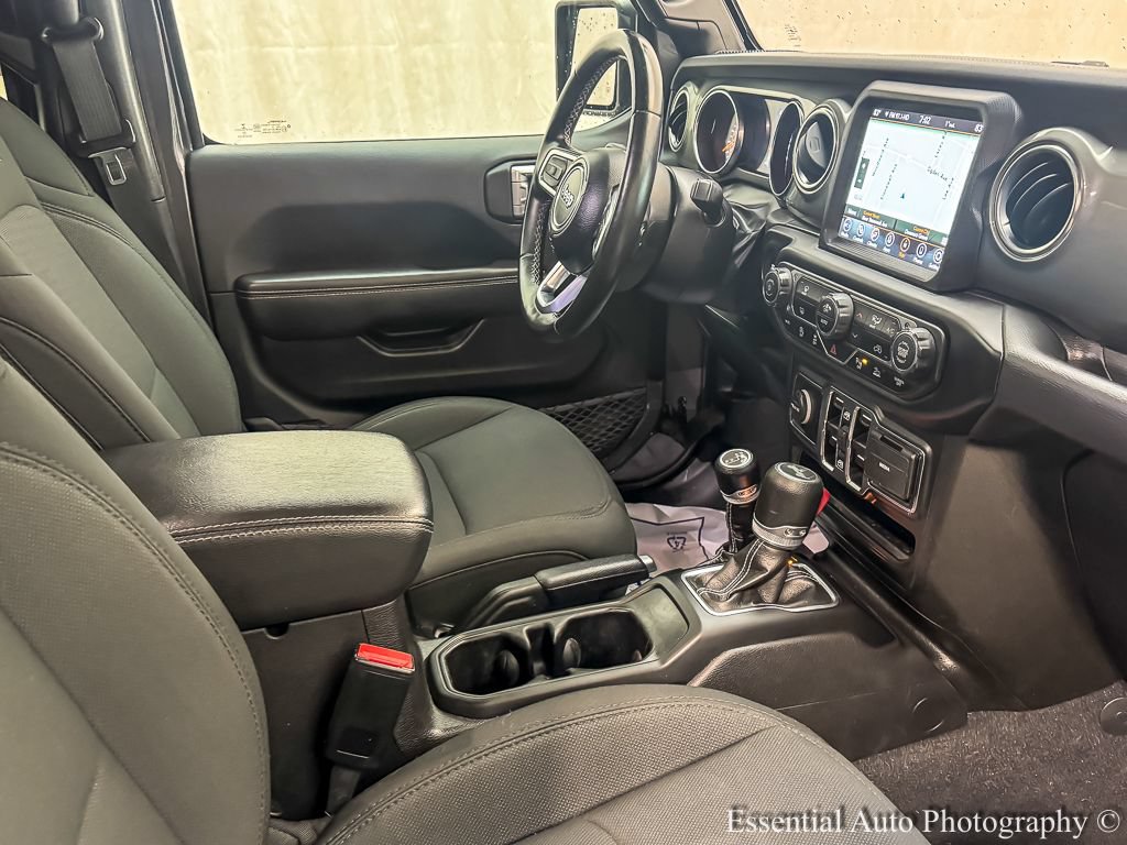 Used 2022 Jeep Wrangler Unlimited Sahara w/ Safety Group AWD/4WD image 25