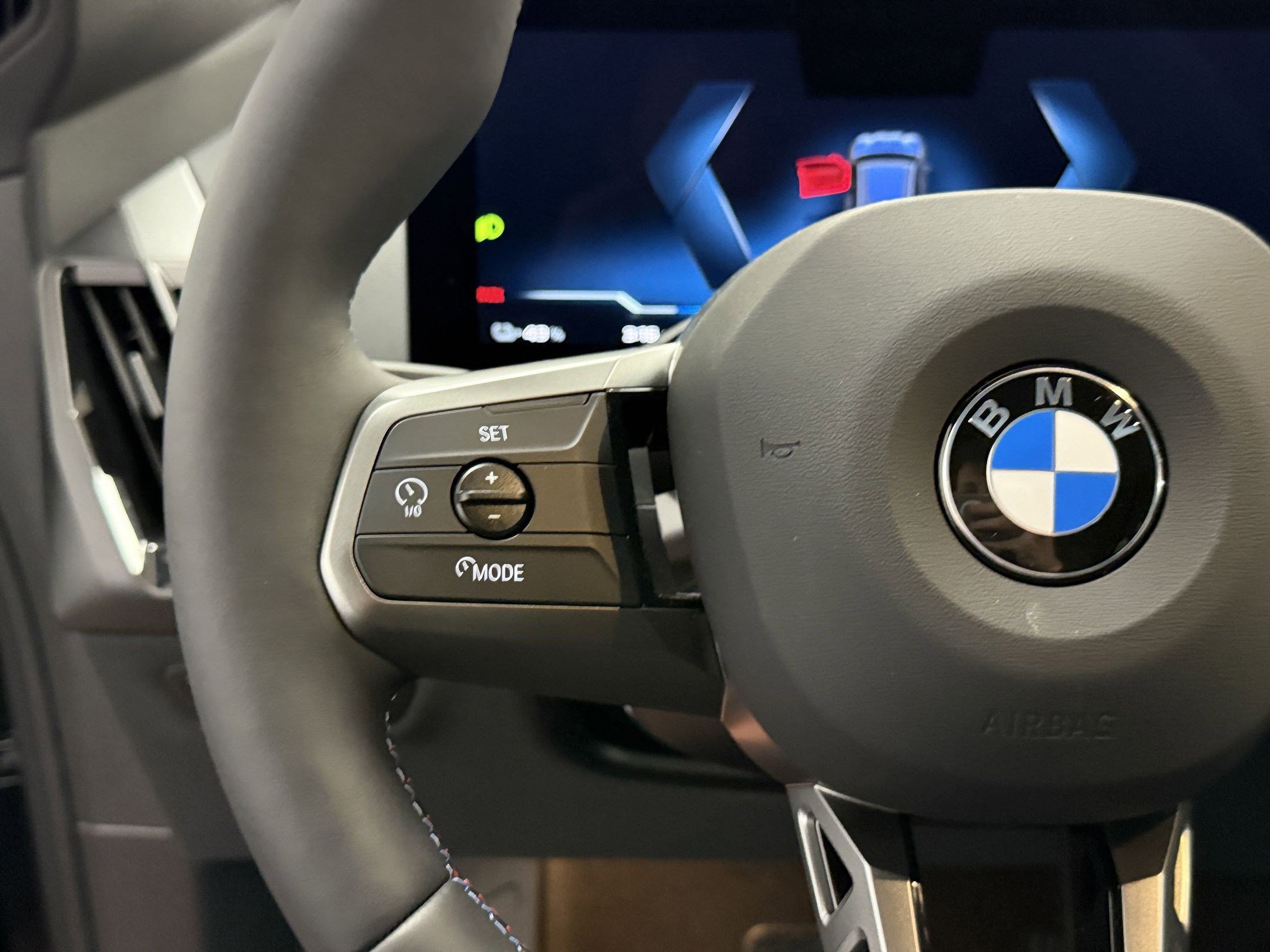 Used 2025 BMW iX M60 image 16