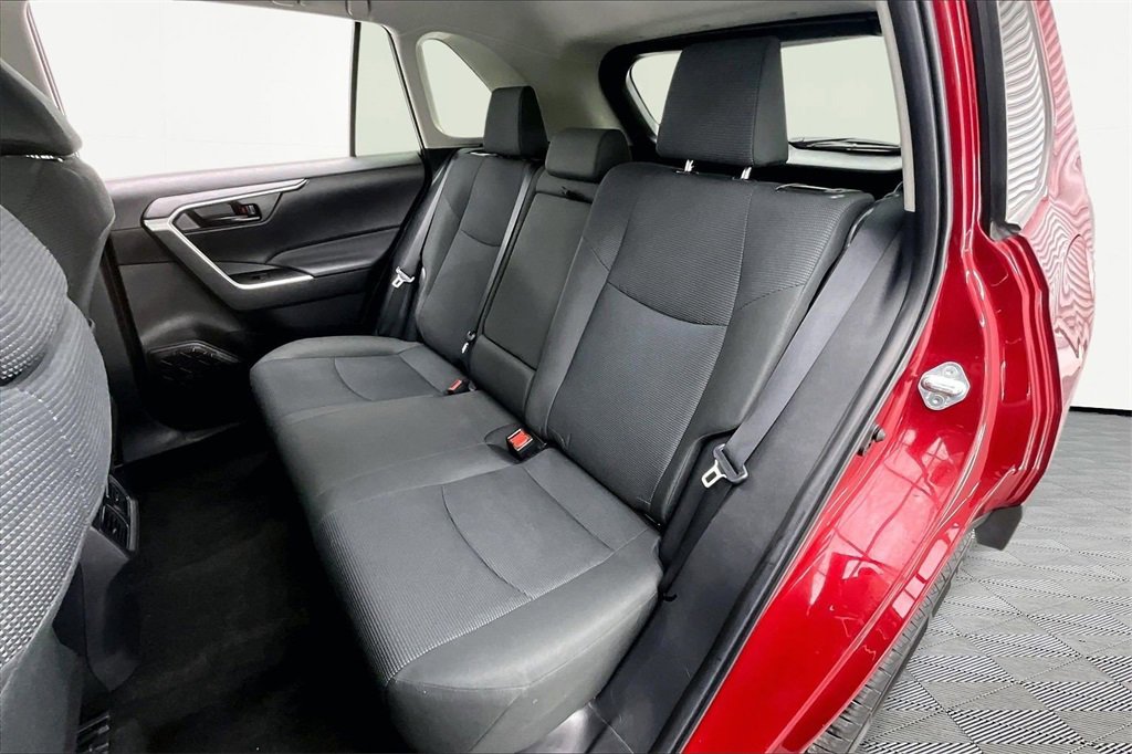 Used 2024 Toyota RAV4 LE image 26