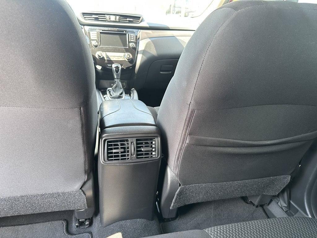 Used 2022 Nissan Rogue Sport S FWD image 14