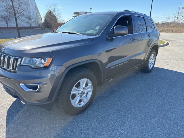 Used 2017 Jeep Grand Cherokee Laredo w/ Quick Order Package 23E image 3