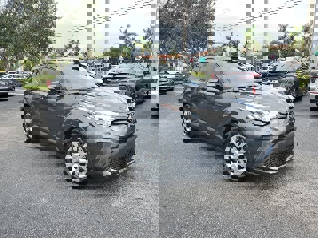 Certified 2021 Toyota C-HR LE image 27