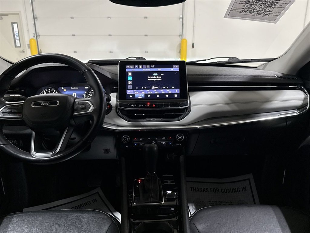 Used 2022 Jeep Compass Limited image 10