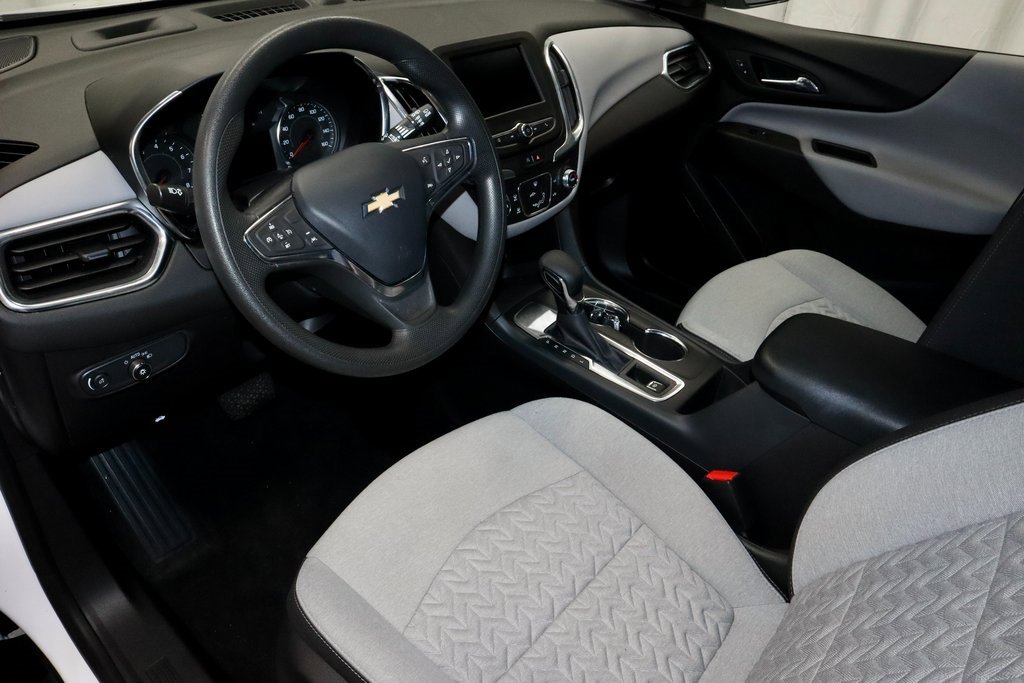 Used 2024 Chevrolet Equinox LS w/ LS Convenience Package image 24
