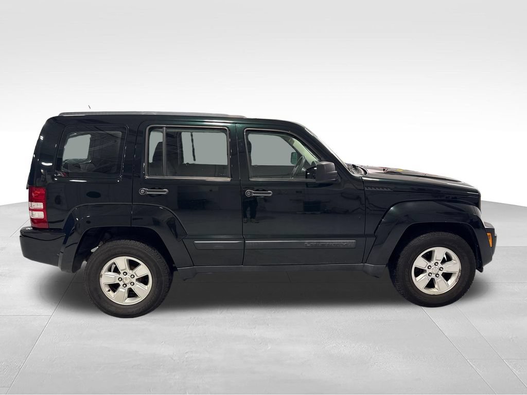 Used 2012 Jeep Liberty Sport AWD/4WD image 47