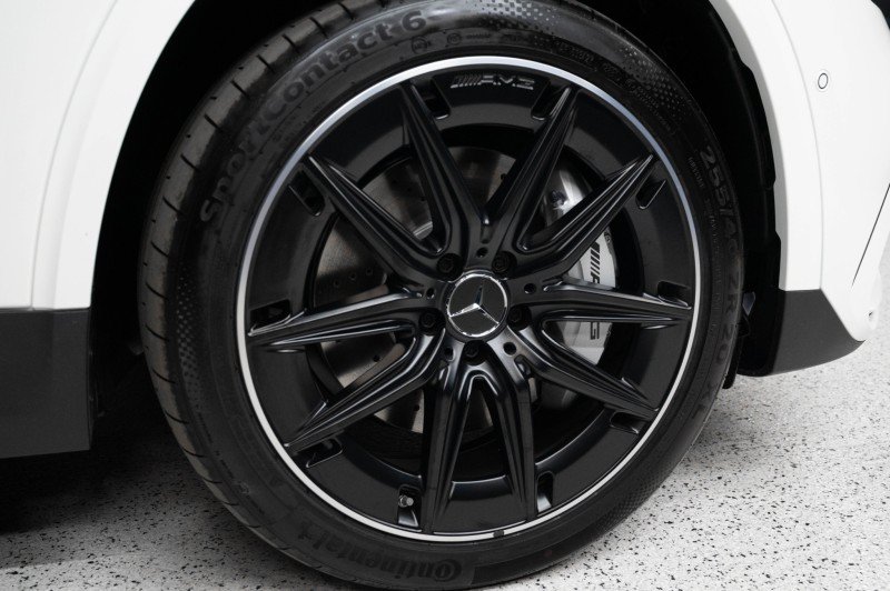 New 2026 Mercedes-Benz GLA 35 AMG 4MATIC image 11