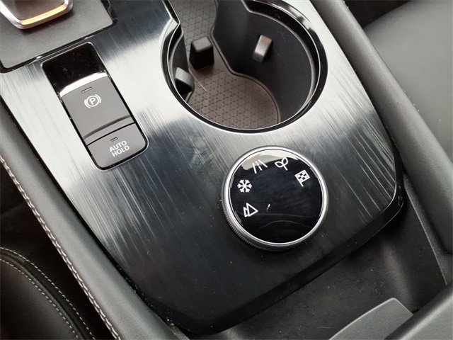 Used 2023 Nissan Rogue SL w/ SL Premium Package image 25