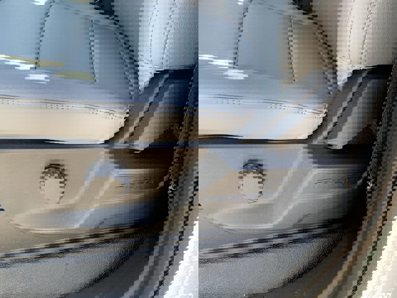 New 2026 Ford F250 XL w/ XL Chrome Package image 20