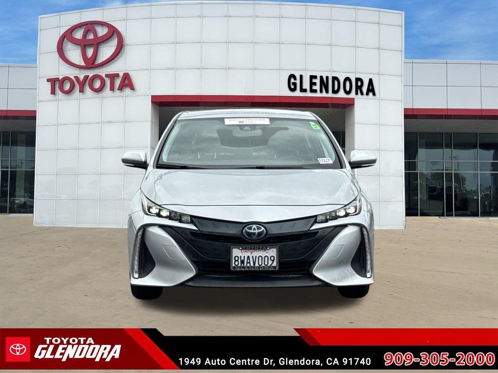 Certified 2021 Toyota Prius Prime XLE w/ Carpet Mat Package (TMS) FWD image 3