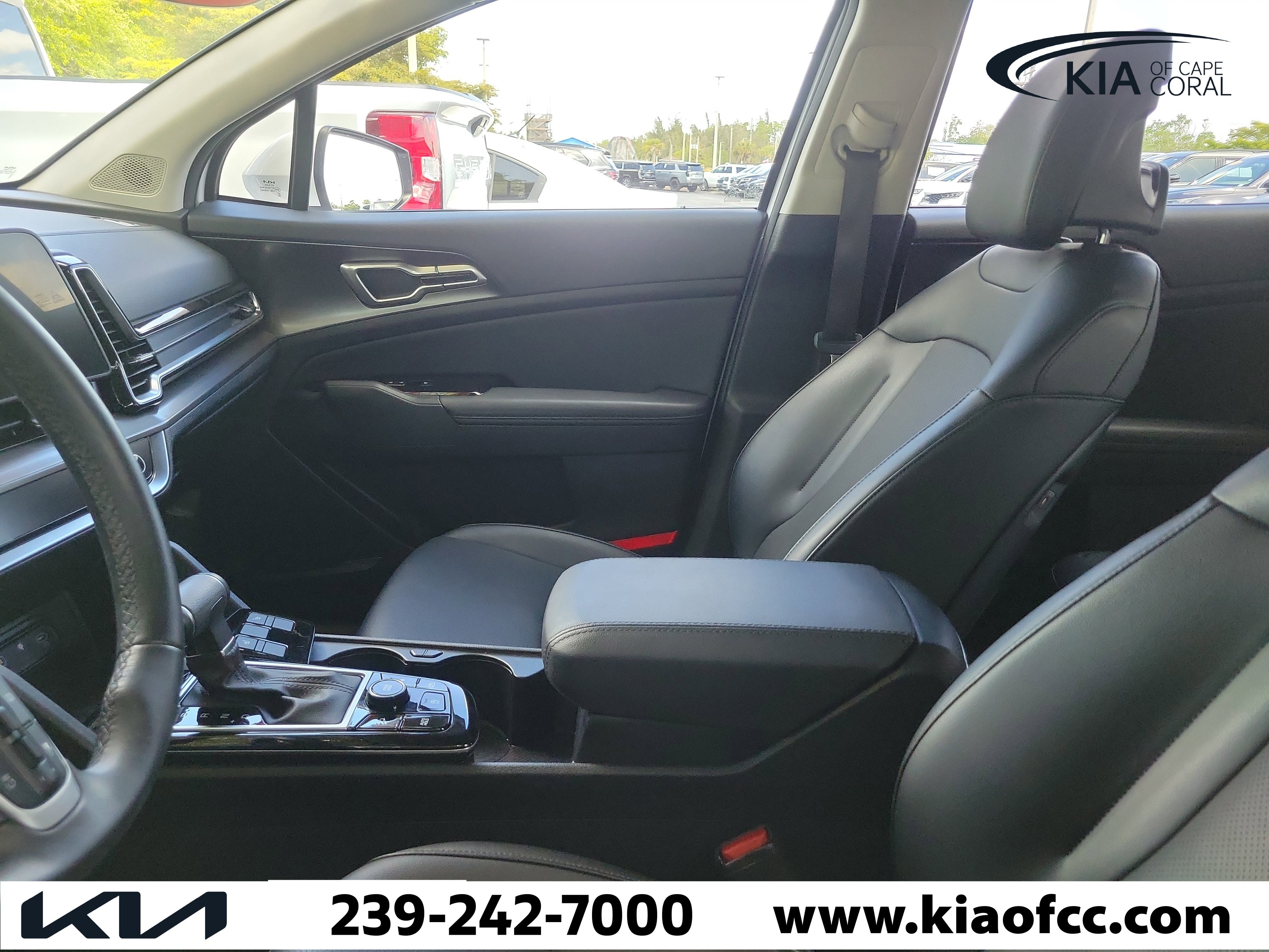 Certified 2024 Kia Sportage EX image 7