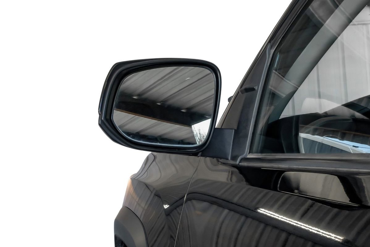 Used 2023 Toyota Tacoma SR5 w/ Trail Edition image 39