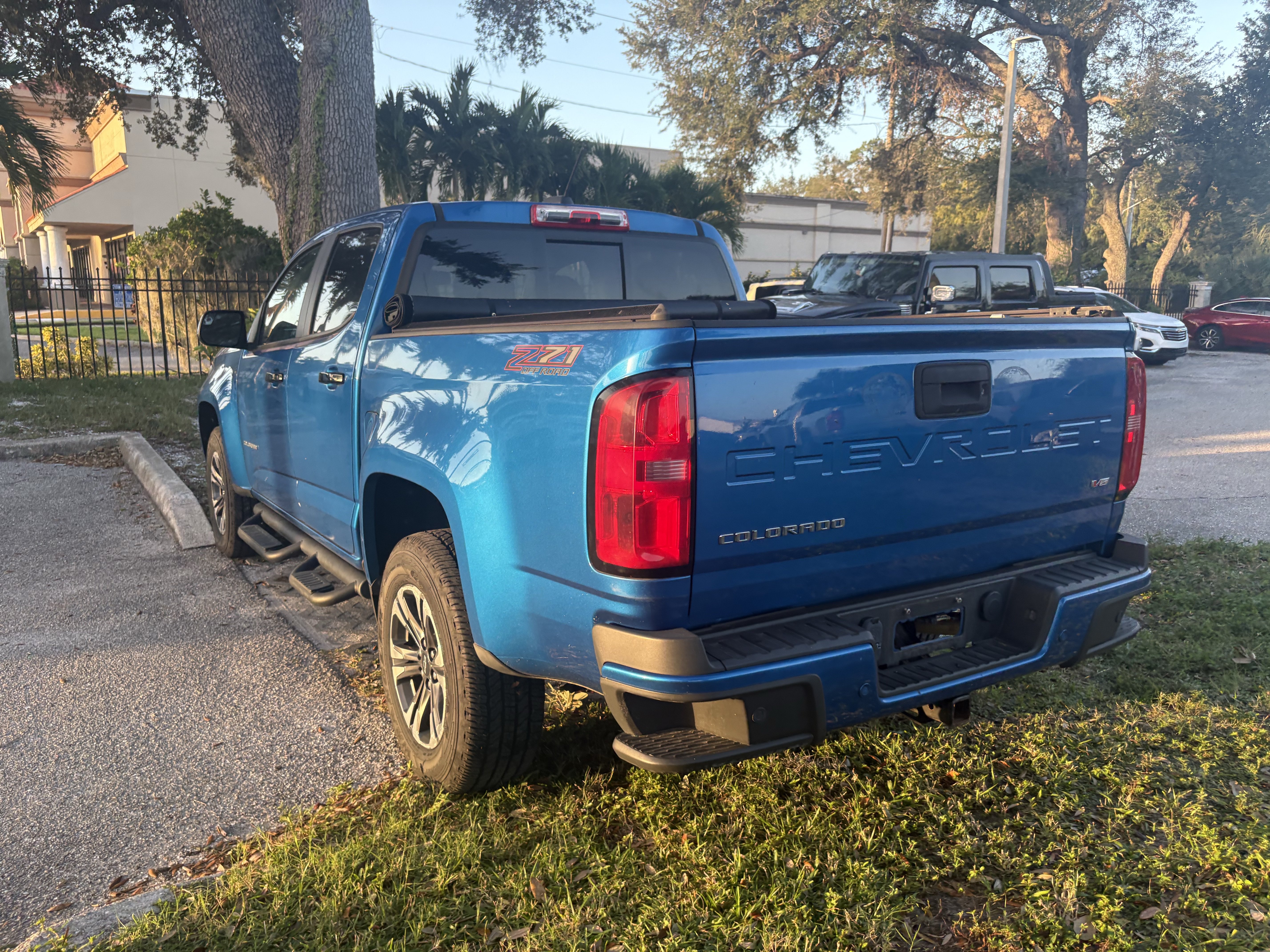 Certified 2022 Chevrolet Colorado Z71 w/ Trail Boss Package AWD/4WD image 5