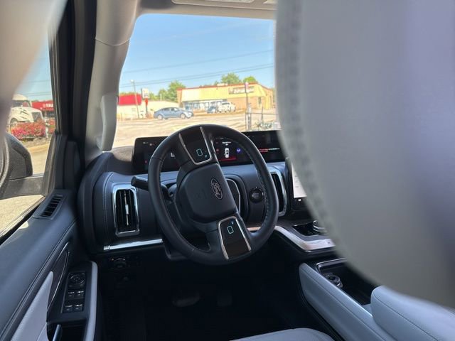 New 2026 Ford Expedition Max Platinum w/ Platinum Ultimate Package AWD/4WD image 27