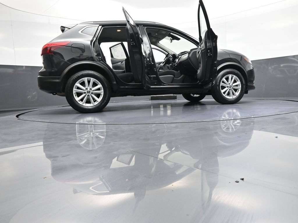 Used 2019 Nissan Rogue Sport SV w/ All-Weather Package AWD/4WD image 46
