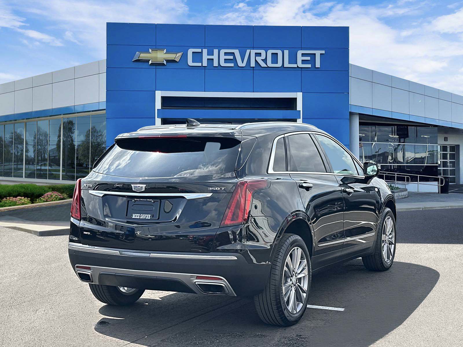 Certified 2024 Cadillac XT5 Premium Luxury AWD/4WD image 4
