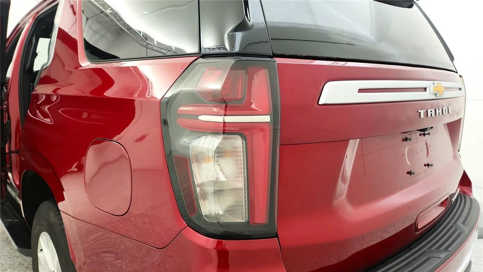 Used 2024 Chevrolet Tahoe Premier image 15