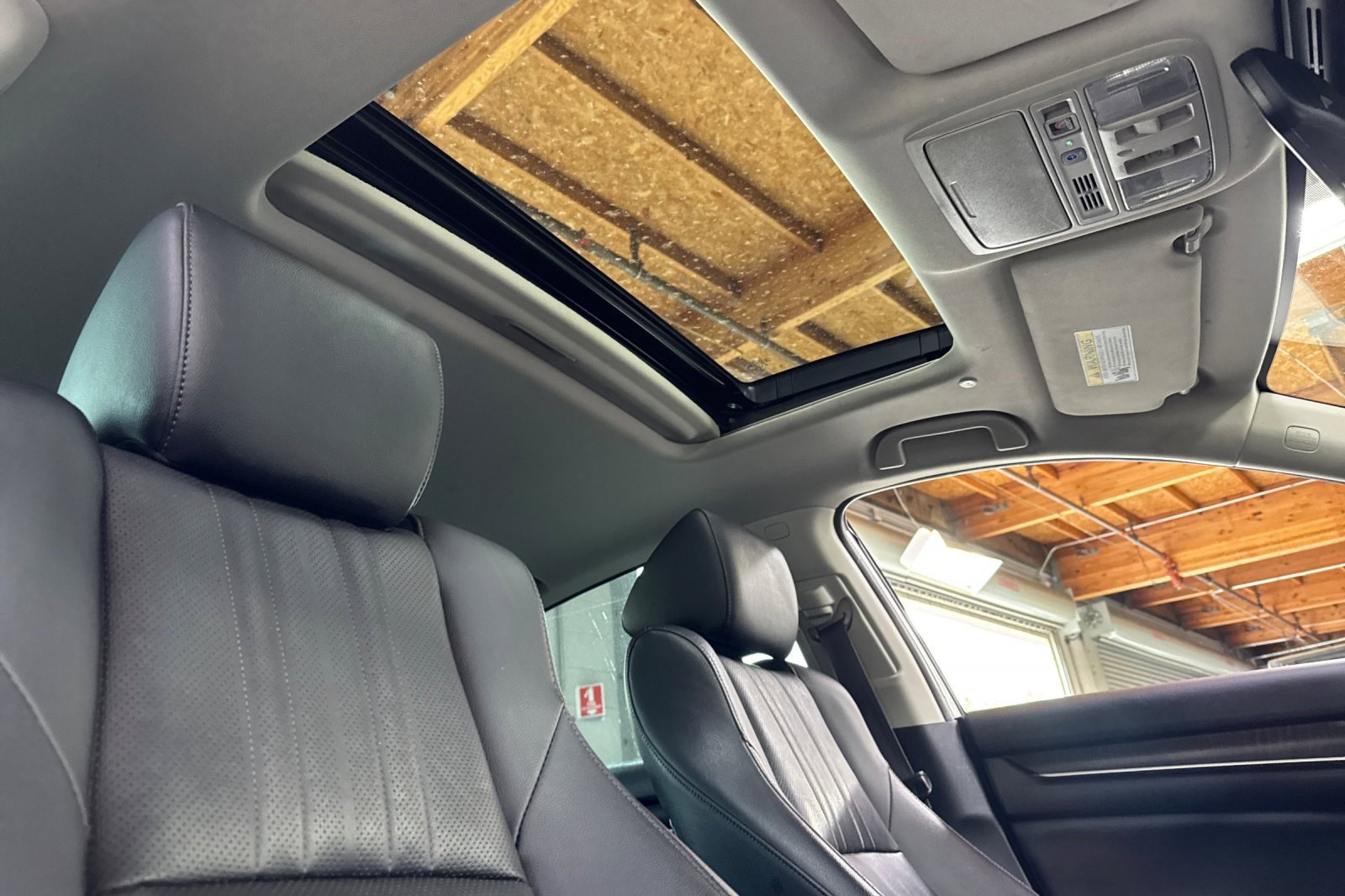 Used 2022 Honda Accord Touring image 15