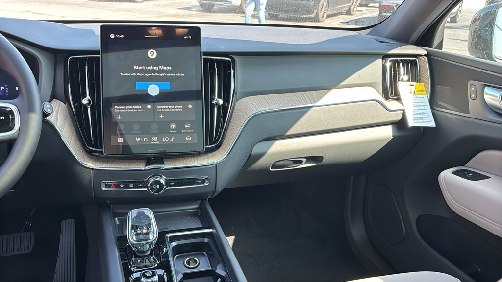 New 2027 Volvo XC60 B5 Core AWD/4WD image 7
