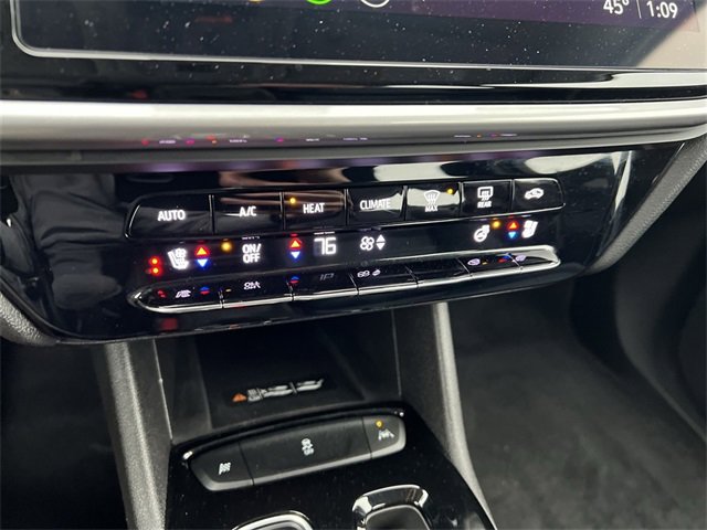 Used 2023 Chevrolet Bolt EUV Premier image 16