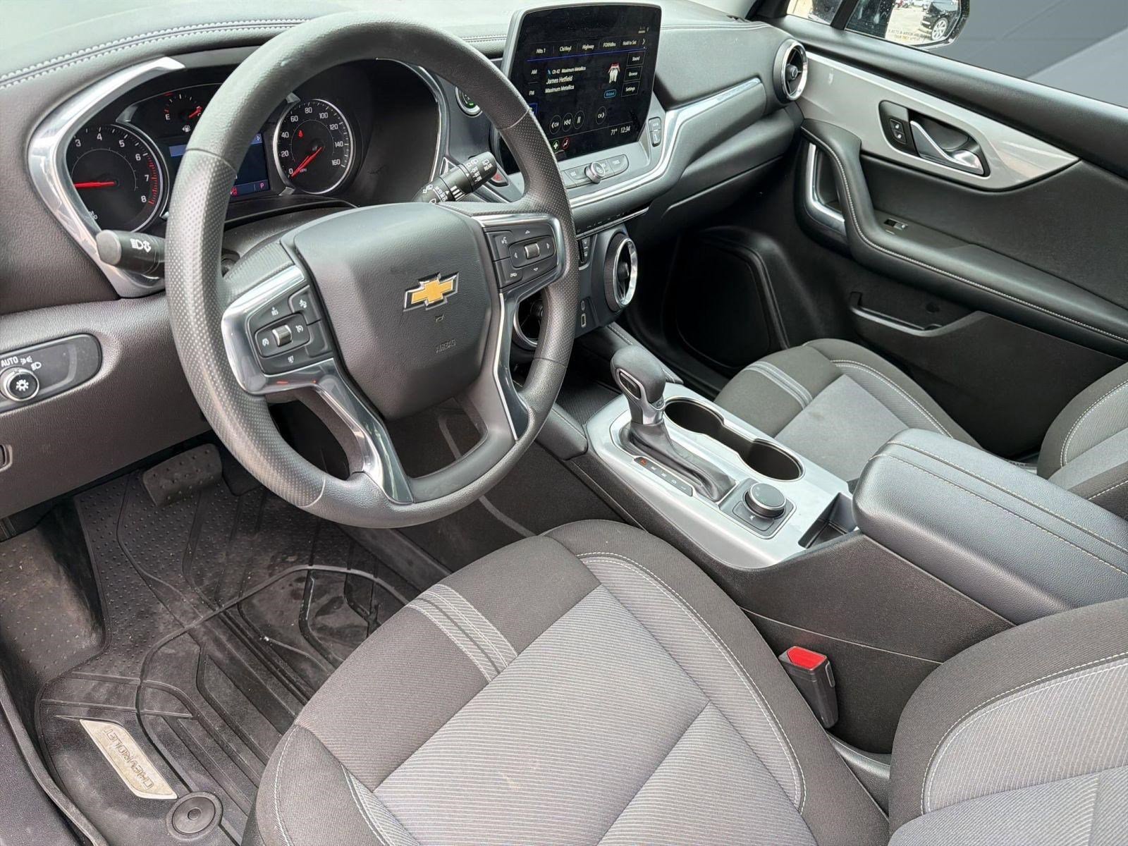 Certified 2023 Chevrolet Blazer LT w/ Driver Confidence Package FWD image 4