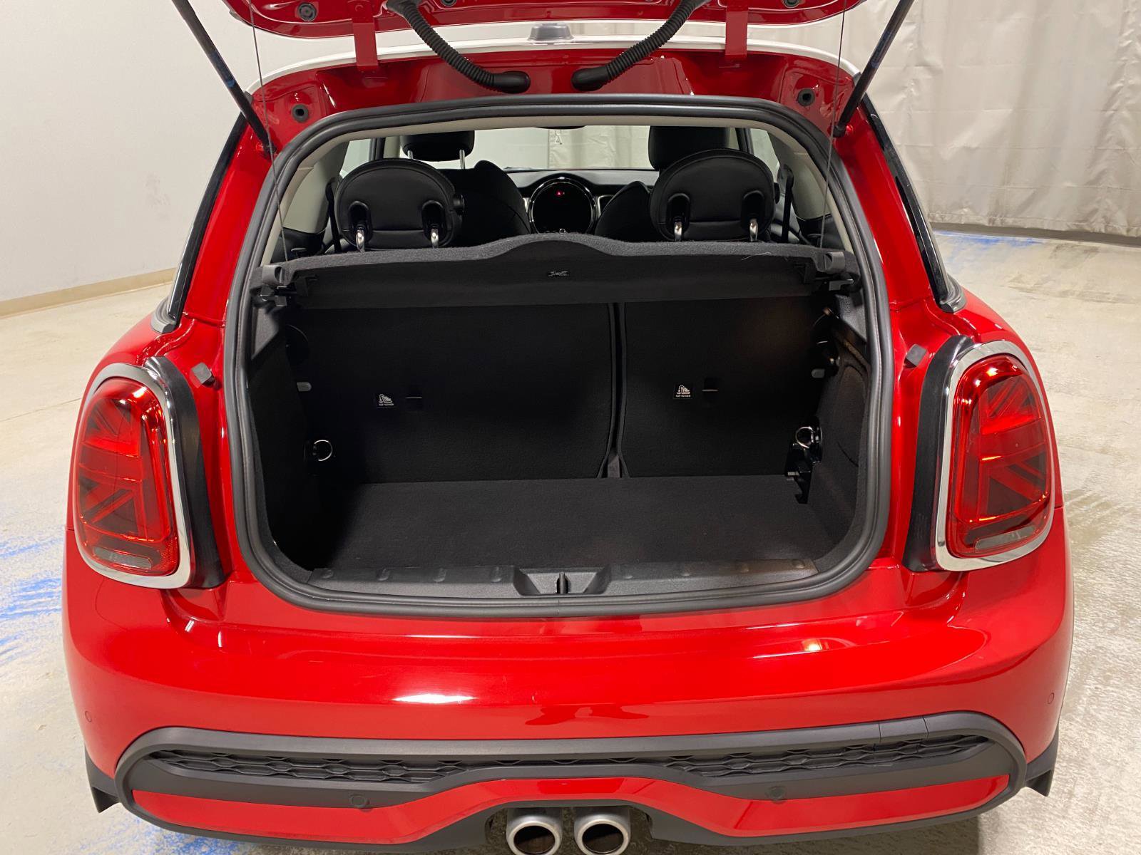 Certified 2023 MINI Cooper S image 25