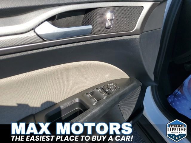 Used 2020 Ford Fusion S image 16