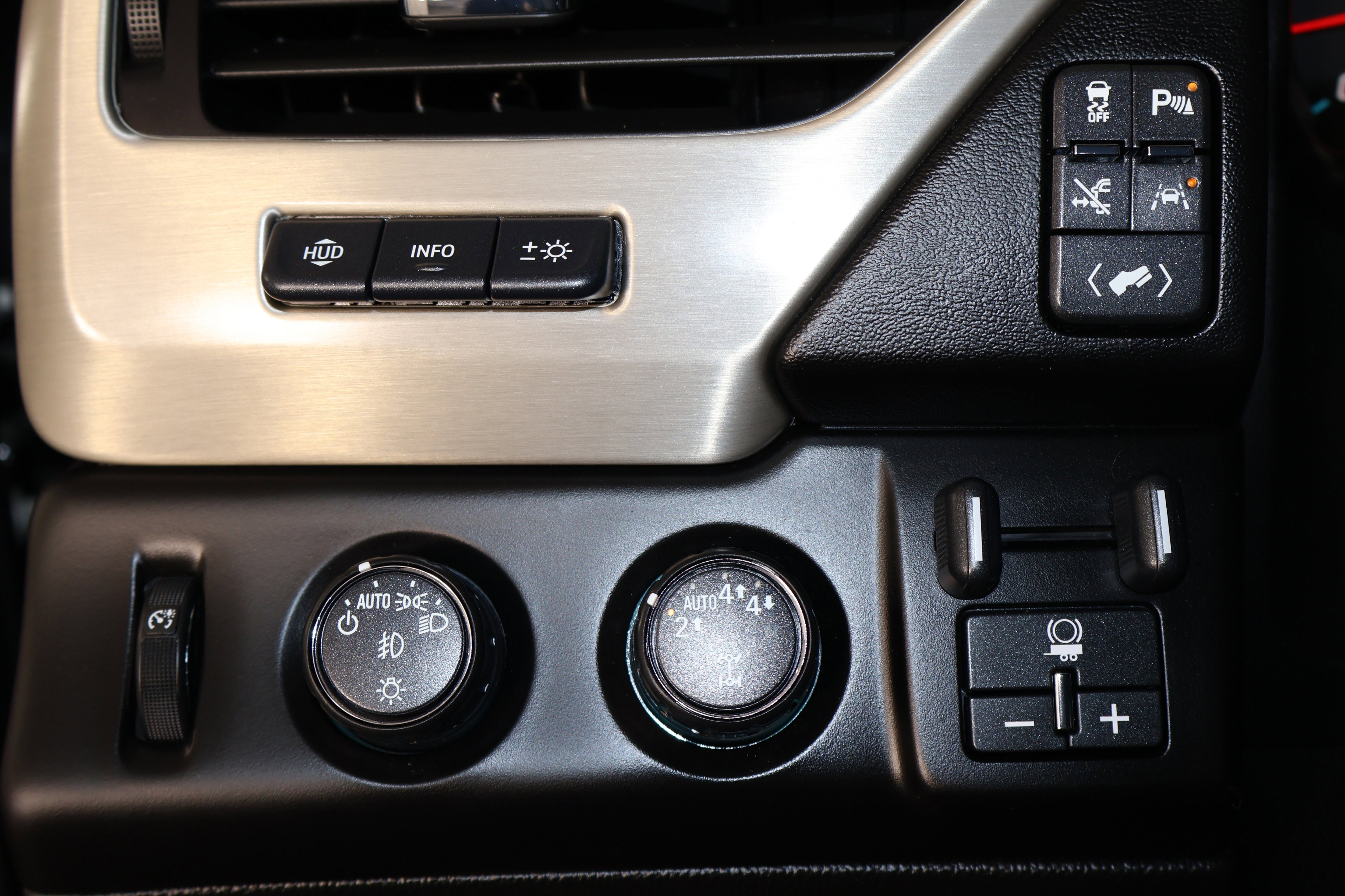 Used 2020 GMC Yukon Denali w/ Open Road Package image 70