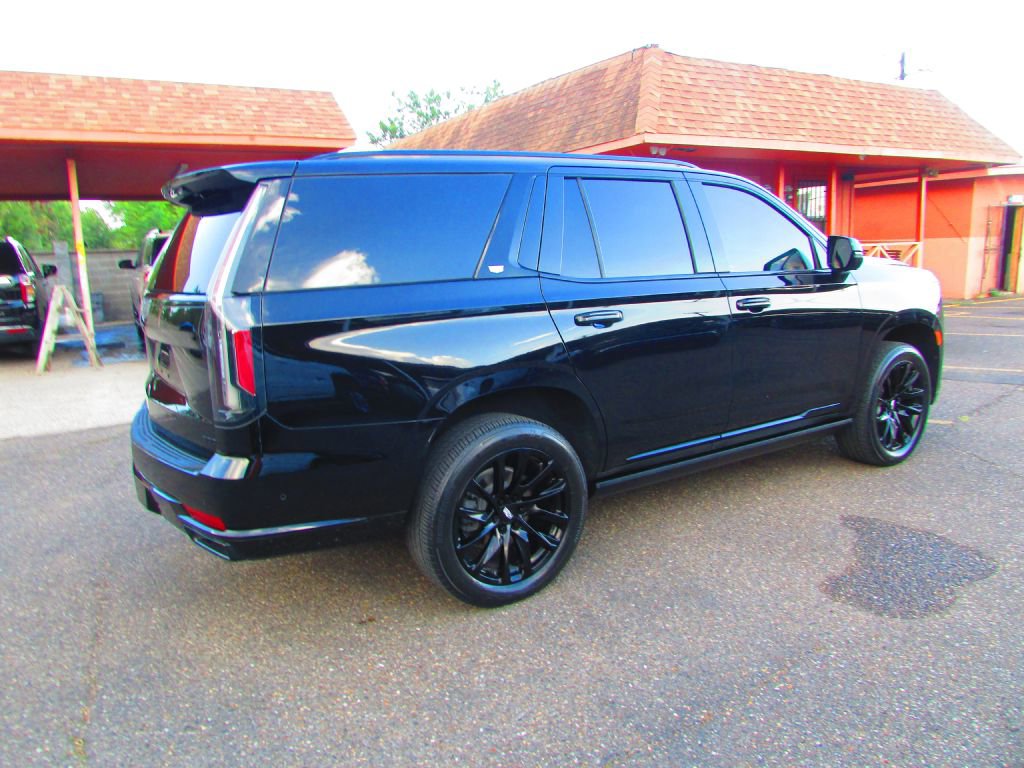 Used 2021 Cadillac Escalade Sport Platinum w/ LPO, ONYX Package image 6