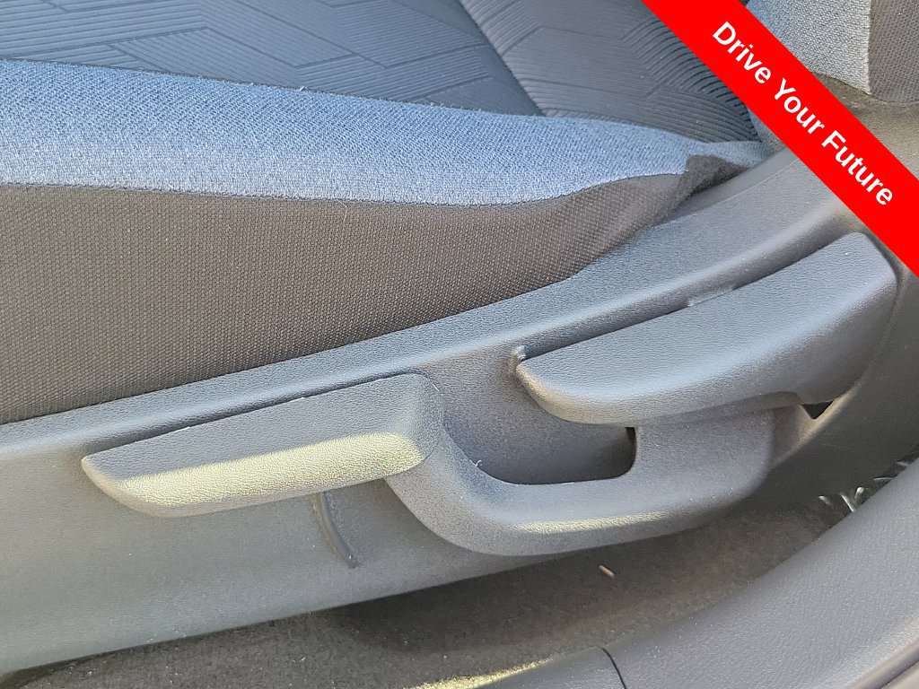 Used 2025 Nissan Versa SV w/ Trunk Package FWD image 16