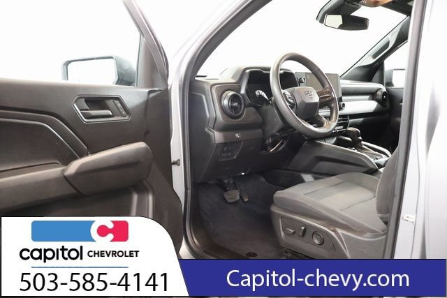 Used 2024 Chevrolet Colorado Trail Boss w/ Advanced Trailering Package AWD/4WD image 10