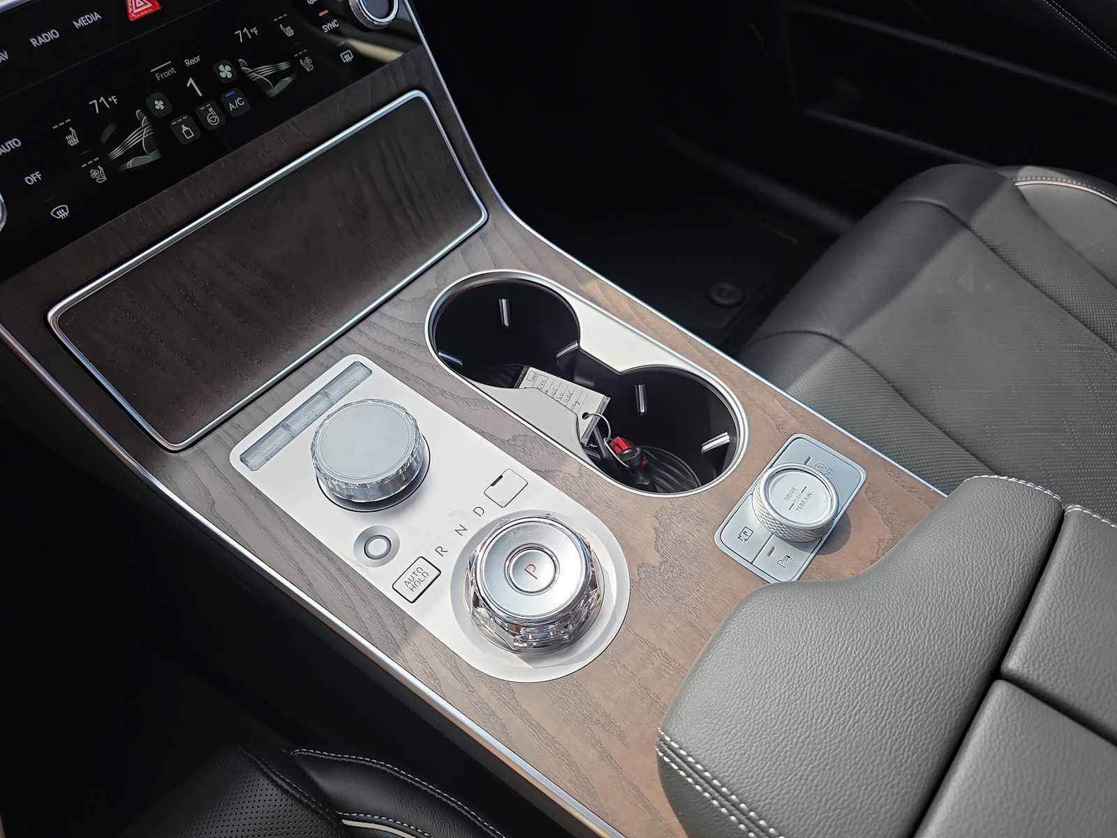 New 2026 Genesis GV80 2.5T Advanced image 21