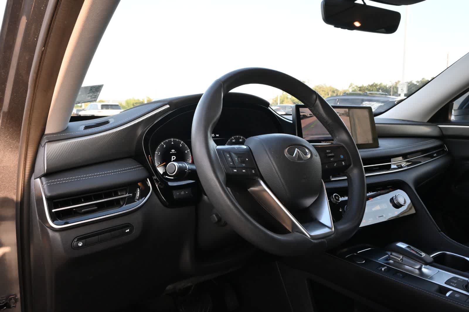 Certified 2023 INFINITI QX60 Luxe w/ Cargo Package AWD/4WD image 16