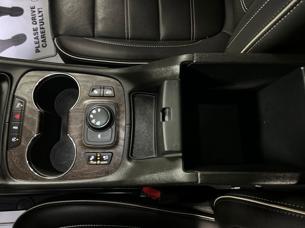 Used 2023 GMC Acadia Denali w/ Denali Ultimate Package image 20