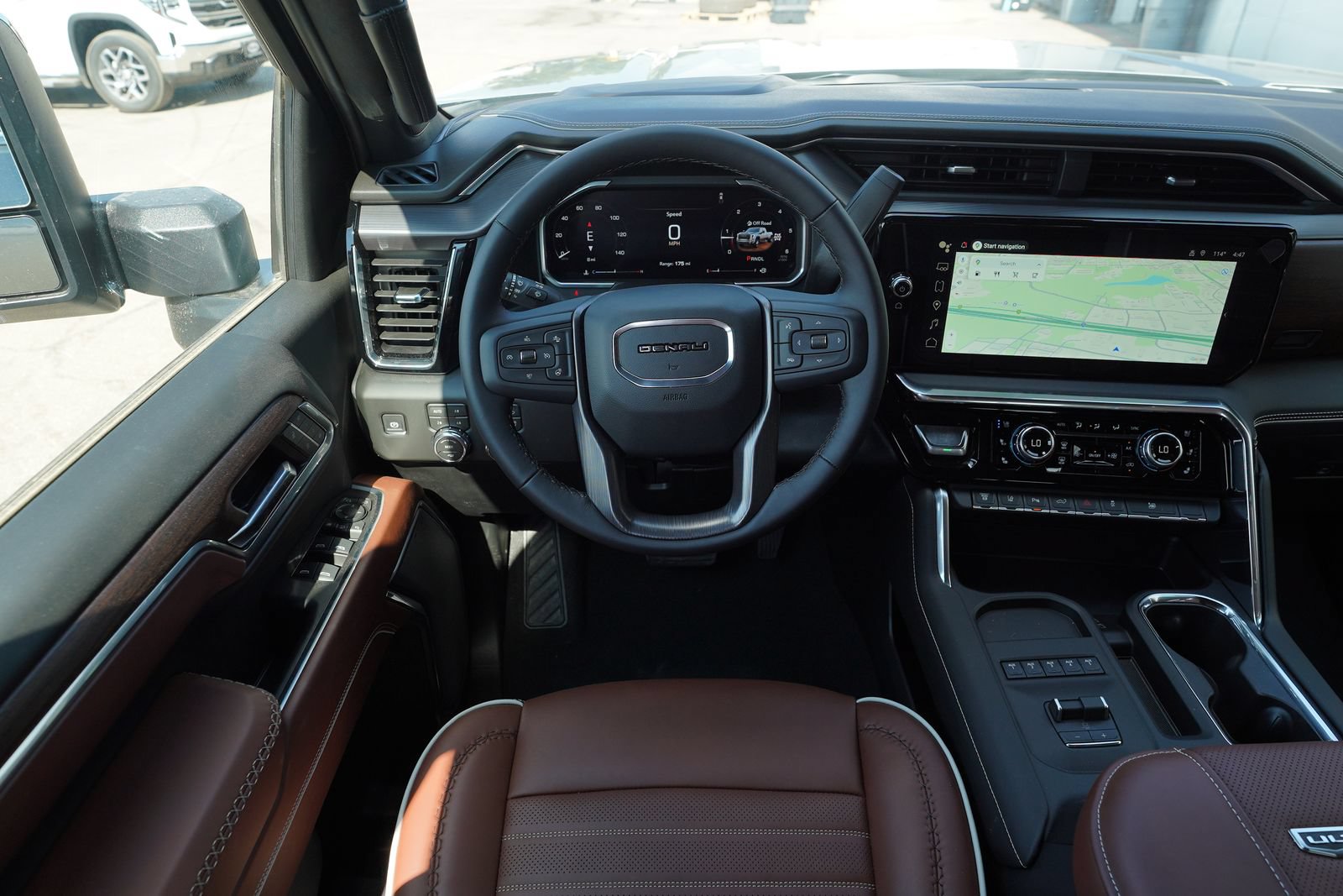 New 2026 GMC Sierra 3500 Denali Ultimate AWD/4WD image 9