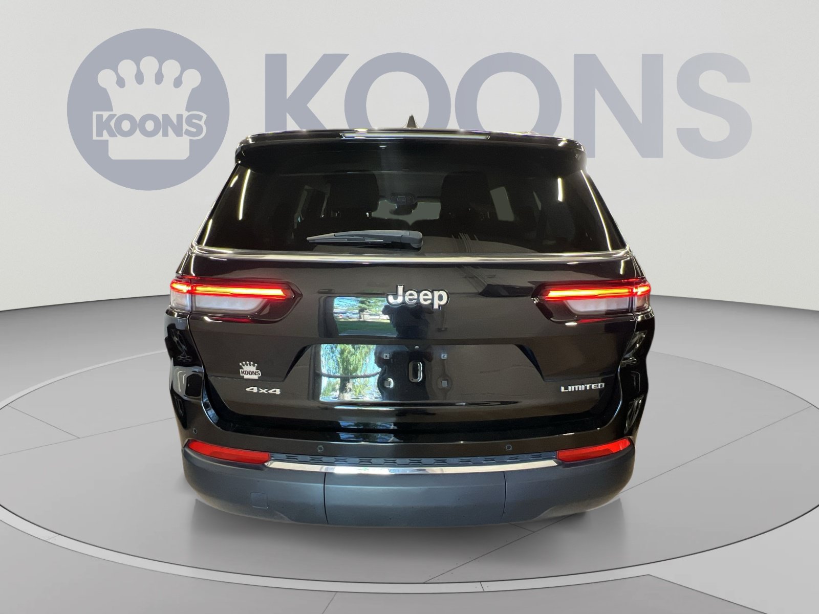 Used 2023 Jeep Grand Cherokee L Limited AWD/4WD image 4