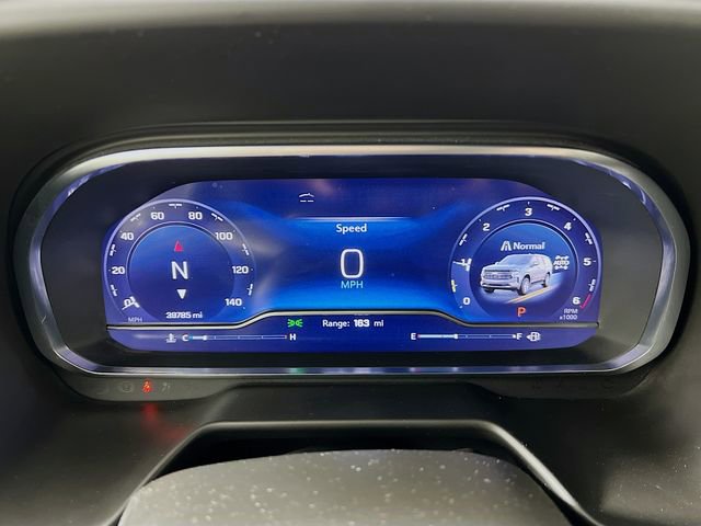 Used 2024 Chevrolet Suburban RST w/ Luxury Package image 14