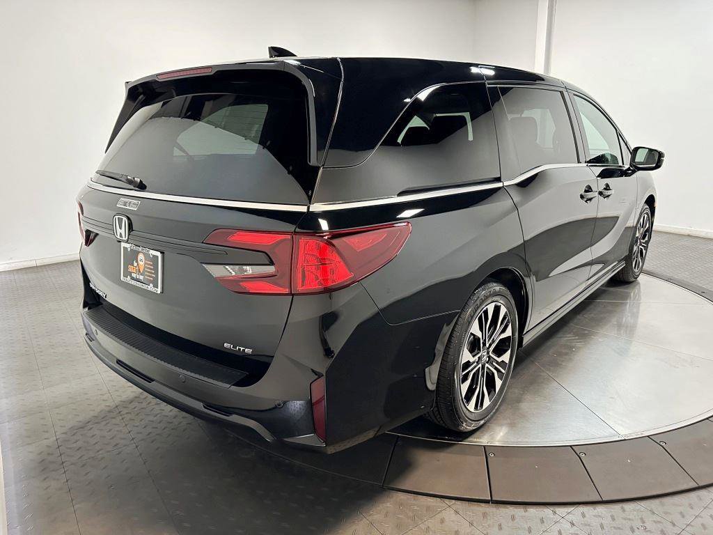 New 2026 Honda Odyssey Elite image 8